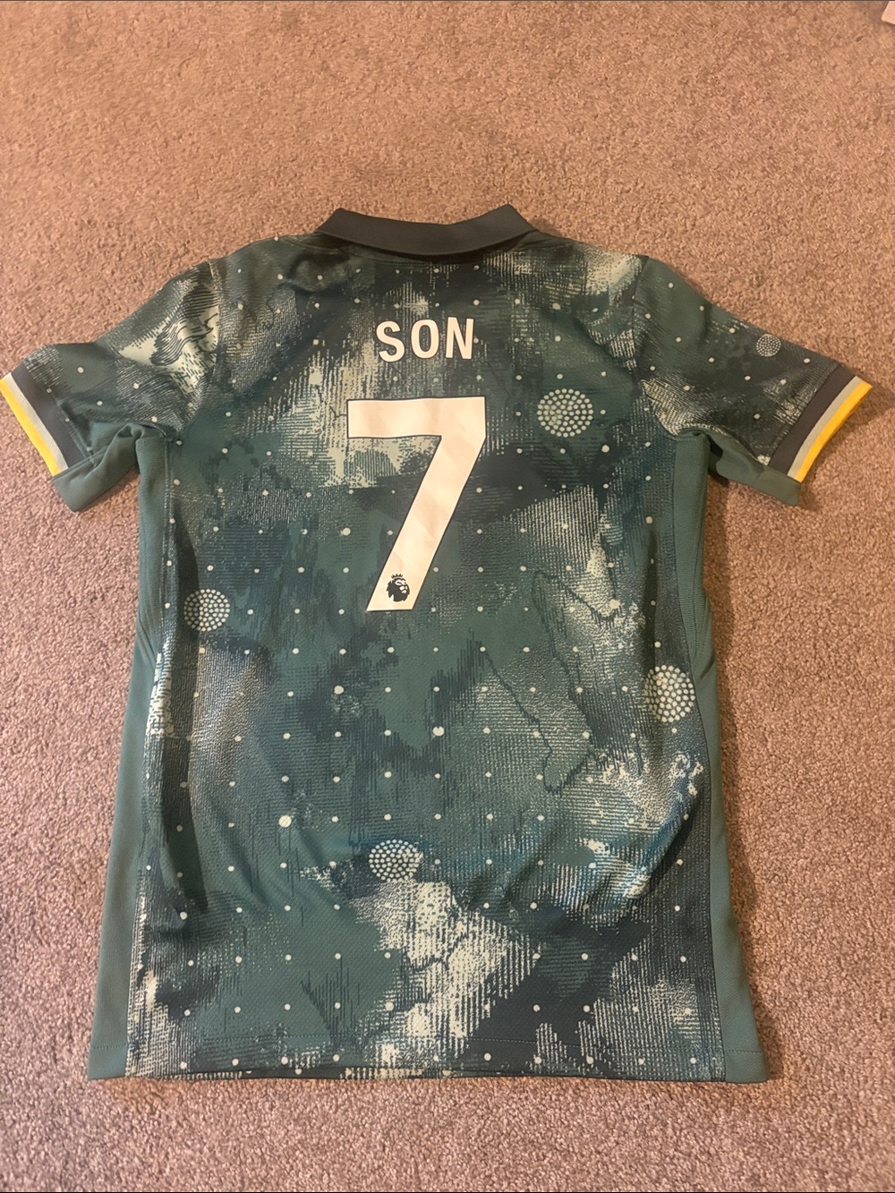 Tottenham Hotspur Kids Green AIA Graphic Training Jersey - Picture 6 of 10